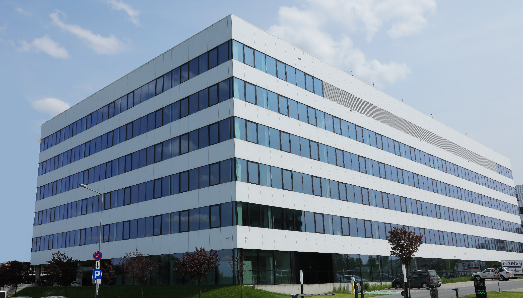 Dot Office F-G